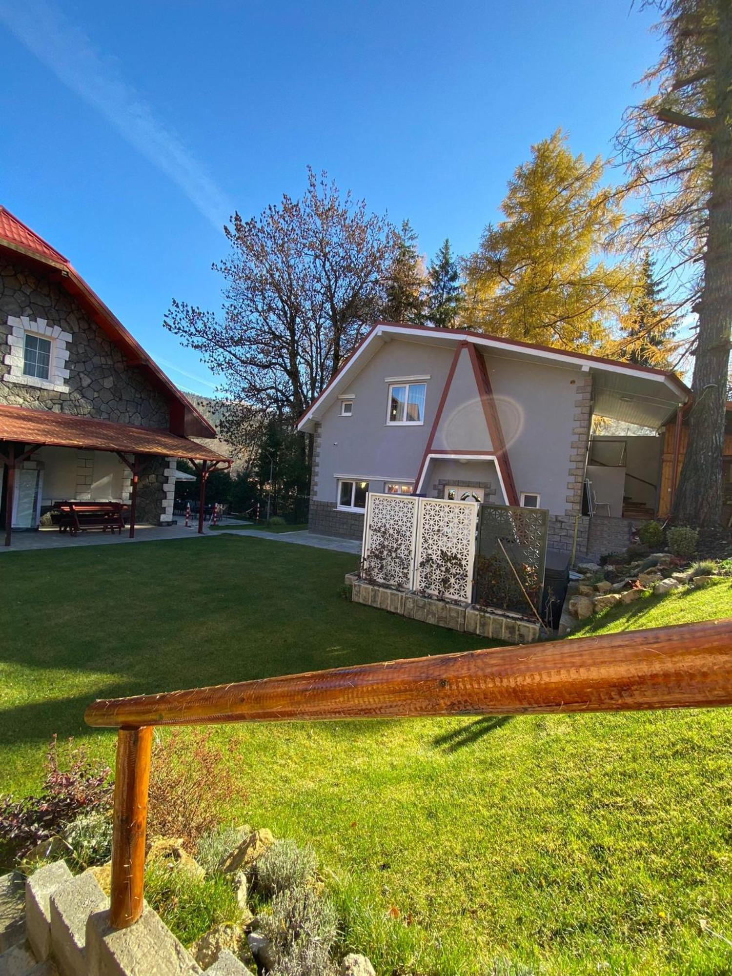 Royal Inn Busteni-Adults Only Exterior photo
